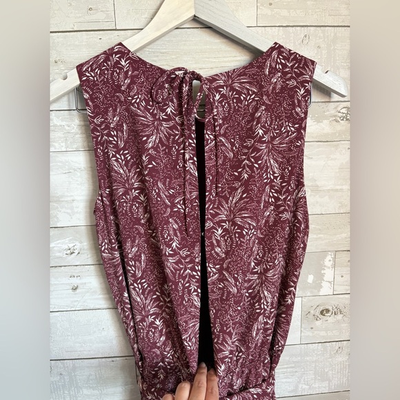 NWT RW&CO Maroon Jumpsuit - Picture 9 of 10